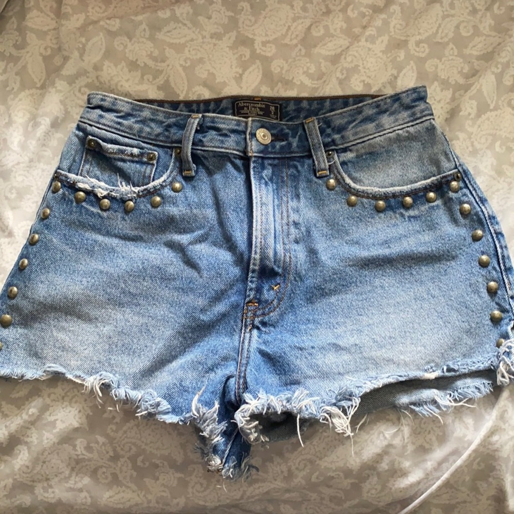 High-waisted Abercrombie & Fitch jean shorts